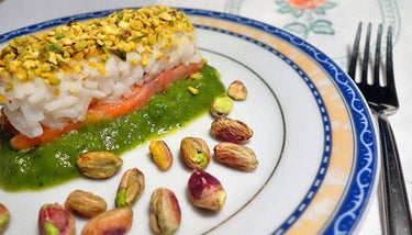 Riso Basmati con salmone, pistacchi e purea di zucchine 
