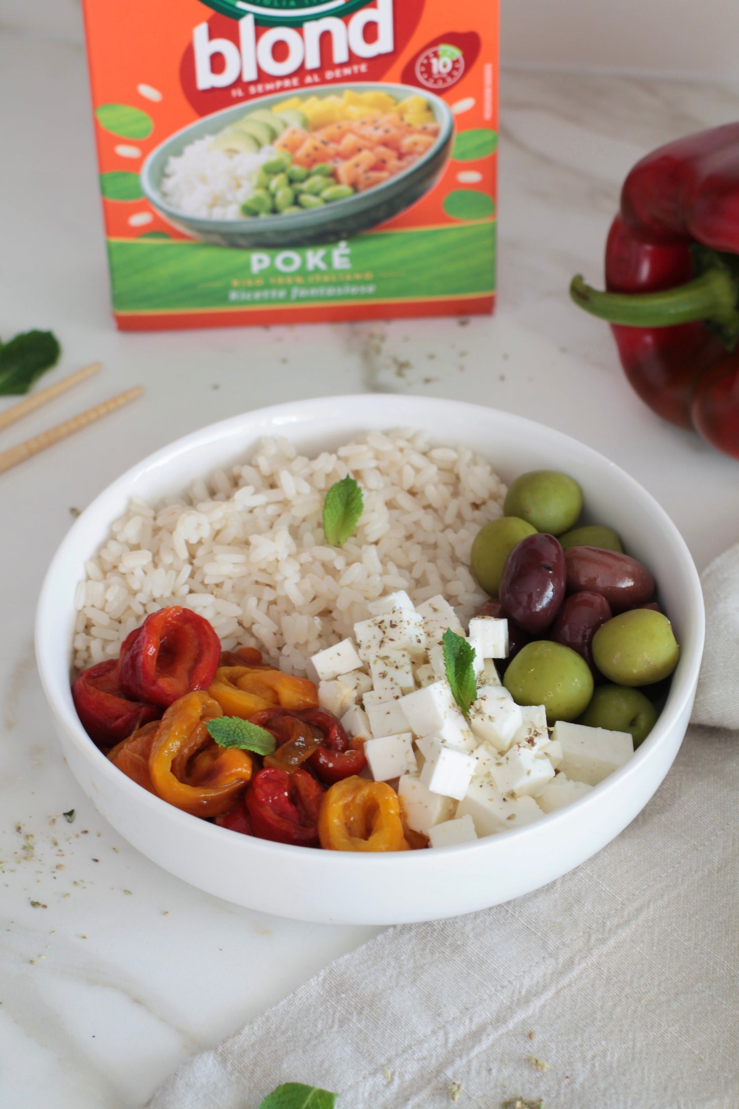 foto ricetta Poké peperoni e feta 