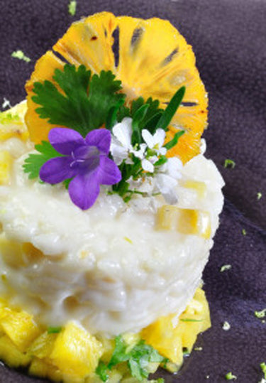 RISOTTO AU LAIT DE COCO, CITRON VERT, ANANAS ET CORIANDRE 