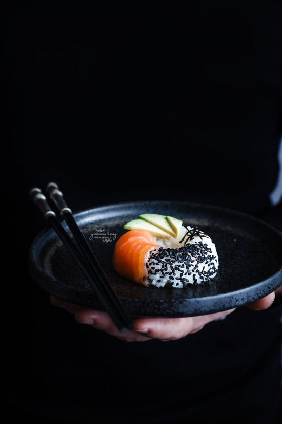 Sushi Donuts al salmón y aguacate 