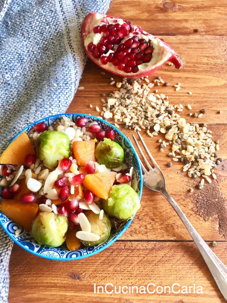 foto ricetta Mix di cereali e legumi in insalata con zucca e cavolini di Bruxelles 