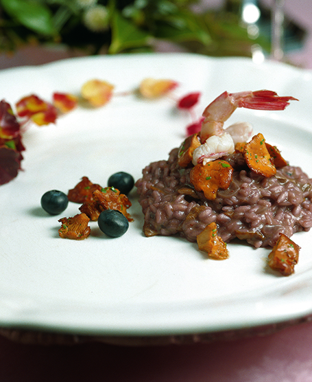 RISOTTO WITH SANREMO CRAYFISH AND SAUTÈED CHANTERELLES AND BILBERRIES