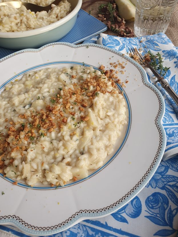 PEAR, GORGONZOLA & WALNUT CRUMBLE RISOTTO